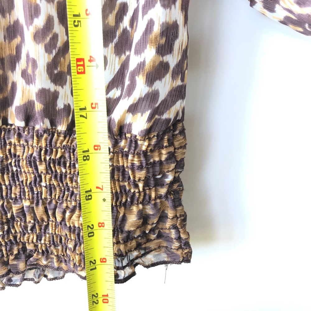 Forever 21 Woman's Animal Print Top - Picture 13 of 13